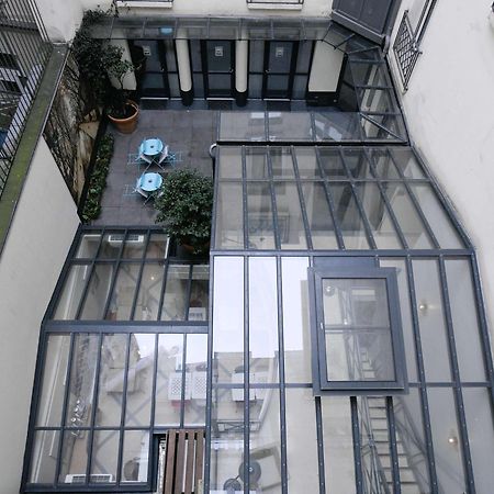 ホテル イビス パリ オペラ ラ ファイエット エクステリア 写真
